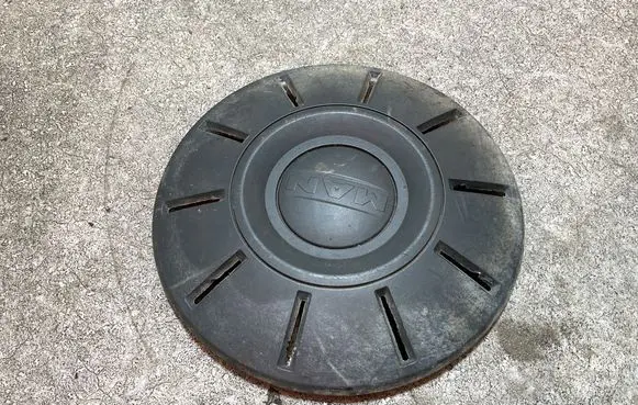 Man TGE 1gen Original wheel cap 7CE601151A