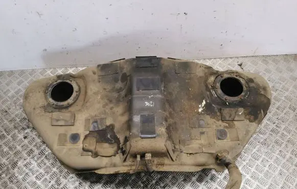 Nissan 350Z Fuel tank 