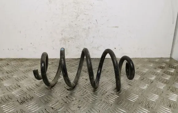 Nissan X-Trail T32 Rear coil spring