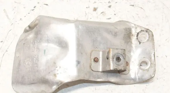 Ford Kuga II Exhaust heat shield 9806480080