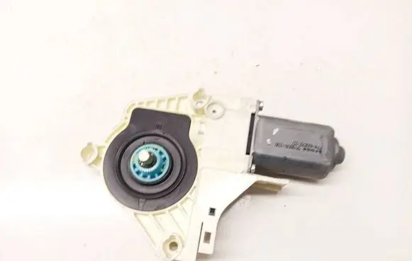 Volkswagen Sharan Front door window regulator motor 8K0959801B