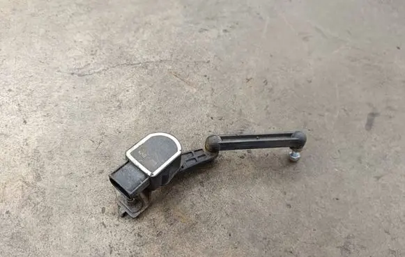 BMW X6 E71 Headlight/headlamp level sensor 6785206