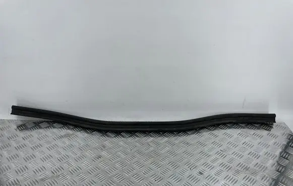 Audi A6 Allroad C7 Engine compartment rubber 4G0823723