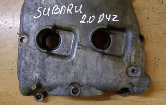 Subaru Legacy Rocker cam cover 