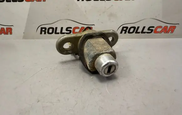 BMW 3 E36 Tailgate exterior lock 51211960245