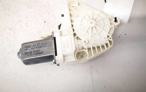 Audi A7 S7 4G Front door window regulator motor 8K0959802B
