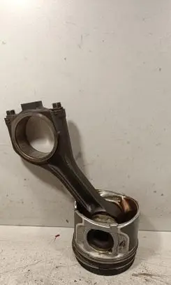 Jaguar XE Piston with connecting rod 083155