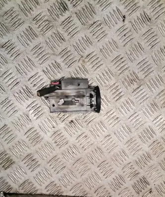 Volkswagen PASSAT B7 Ignition lock 3c0905843ad