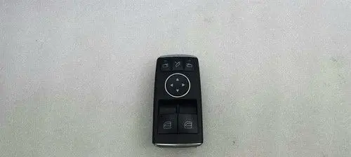 Mercedes-Benz C W204 Electric window control switch A1729056900