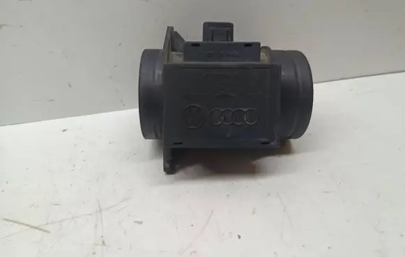 Audi A4 S4 B5 8D Mass air flow meter 074906461