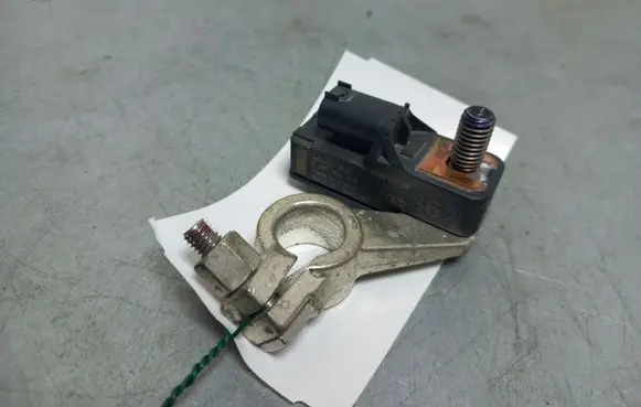 Mitsubishi Eclipse Cross Battery relay fuse 0199300503 1865A362