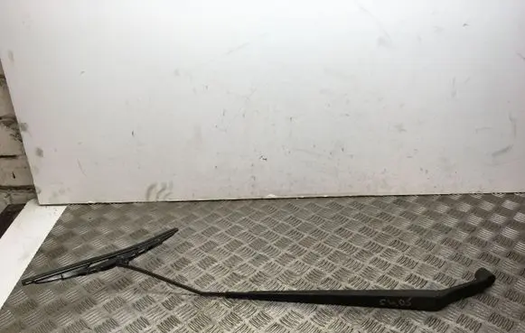 Mitsubishi Colt Windshield/front glass wiper blade 