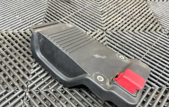 Volvo XC90 Fuse box cover 31353781