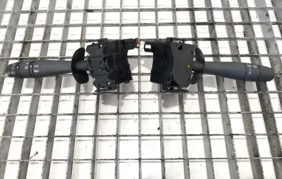 Renault Master II Wiper turn signal indicator stalk/switch 8200878698