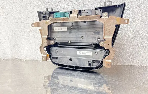 Opel Insignia A Head unit multimedia control 13273252 2010090406