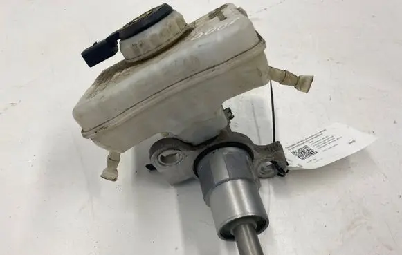 Audi A4 S4 B8 8K Master brake cylinder 8K0611301A