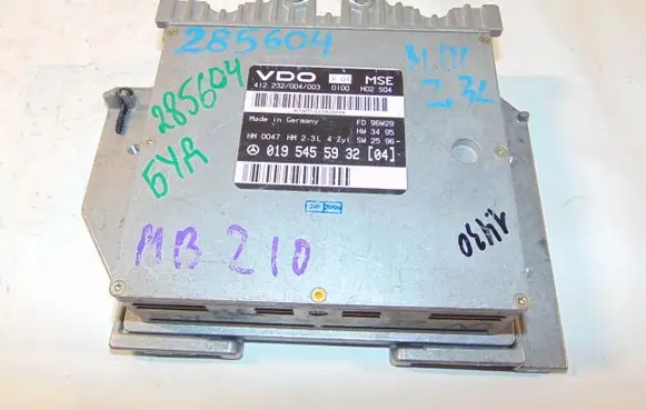 Mercedes-Benz E W210 Engine control unit/module A0195455932 0195455932