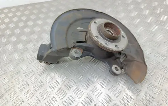 Volvo XC60 Front wheel hub 3K171M