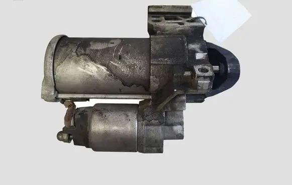 BMW 1 F20 F21 Starter motor 857190503 0001172407