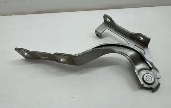 MG ZS Engine bonnet/hood hinges 10457978