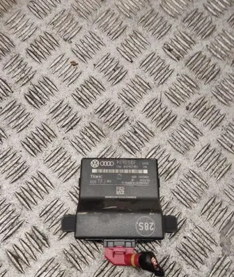 Volkswagen Golf Plus Gateway control module 1k0907530f
