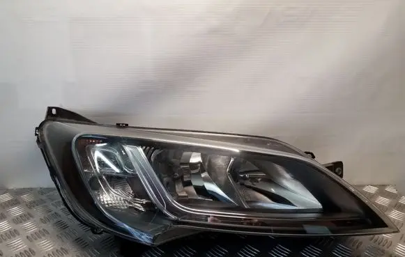 Peugeot Boxer Headlight/headlamp 1375099080