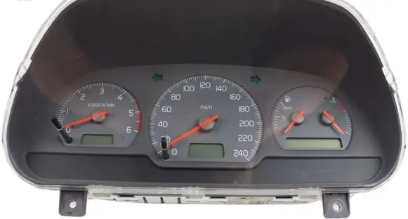 Volvo S40, V40 Speedometer (instrument cluster) 8251242 03W20D2 30887756A