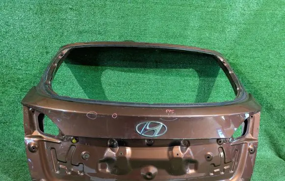 Hyundai i30 Truck tailgate 
