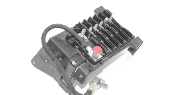 Audi Q4 Sportback e-tron Current control relay 1EA937548A