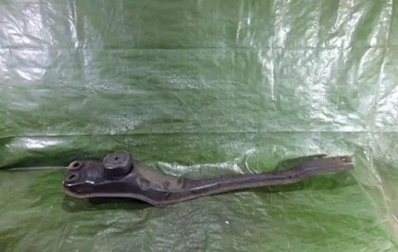 Mazda Tribute Engine mounting bracket