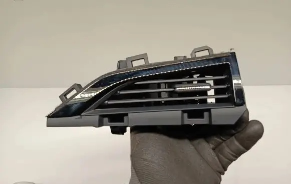 Subaru Outback (BT) Dash center air vent grill 66110AN03B