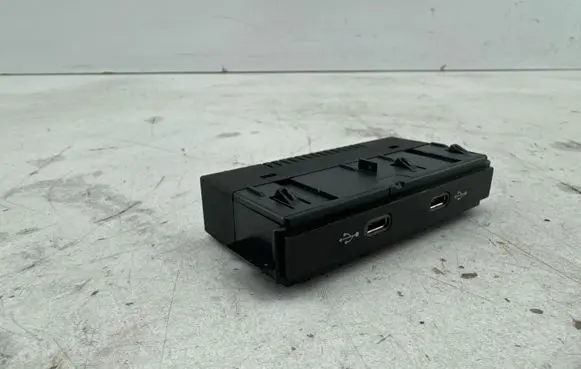 USB socket connector