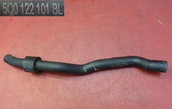 Audi A3 S3 8V Engine coolant pipe/hose 5Q0122101BL