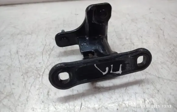 Mercedes-Benz CLS C218 X218 Front door lower hinge 