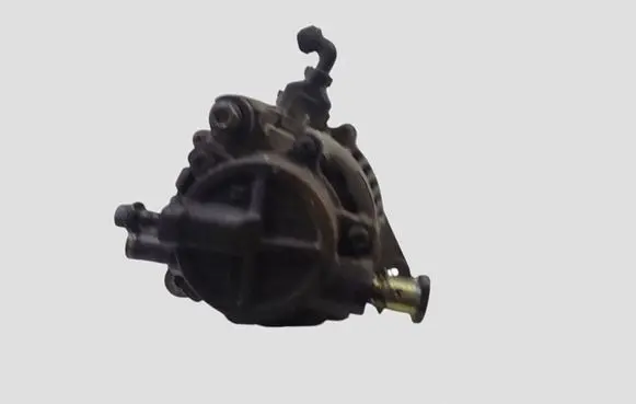 KIA Carens II Generator/alternator 3730027010 155606120