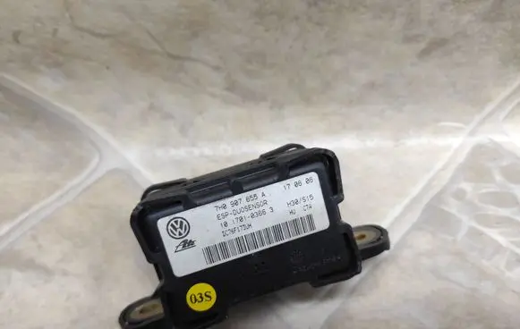 Volkswagen Golf V ESP acceleration yaw rate sensor 7H0907655A 10170103663