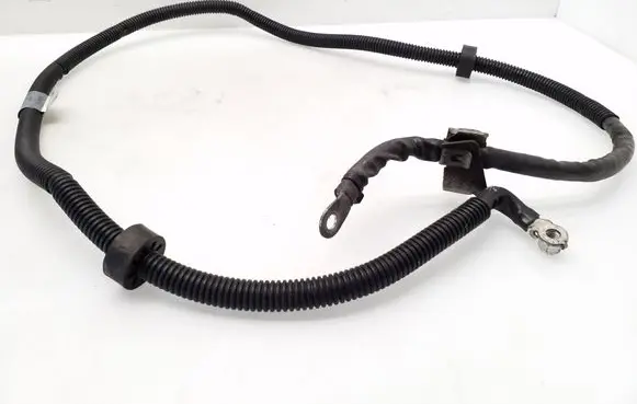 Mercedes-Benz E C207 W207 Positive cable (battery) A2044409906 79688H