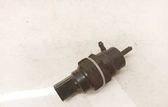 Audi A5 8T 8F Windscreen/windshield washer pump 8K5955647