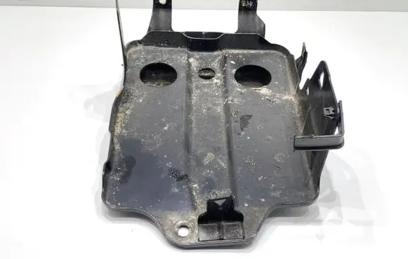 Suzuki Swift IV Battery bracket 