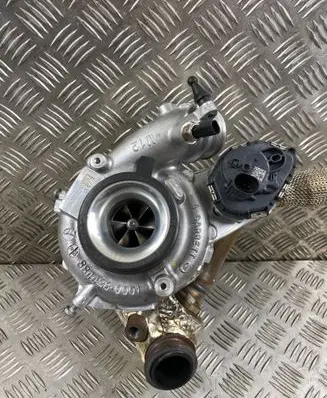 Audi Q7 4M Turbo 059145873FB