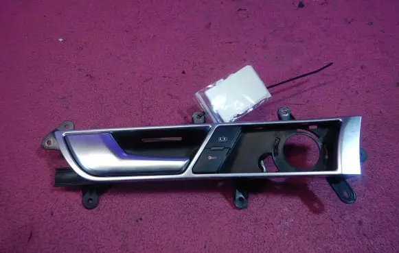 Audi A6 Allroad C5 Front door interior handle 4F0837019C