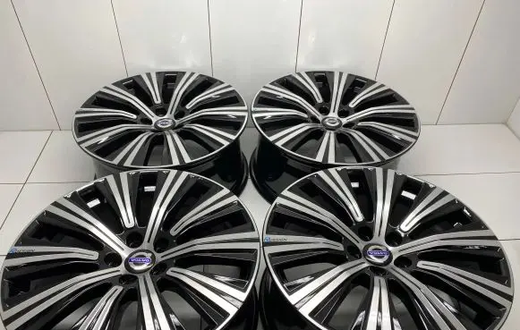 Volvo V40 R19 alloy rim 