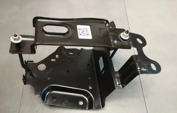 Battery bracket