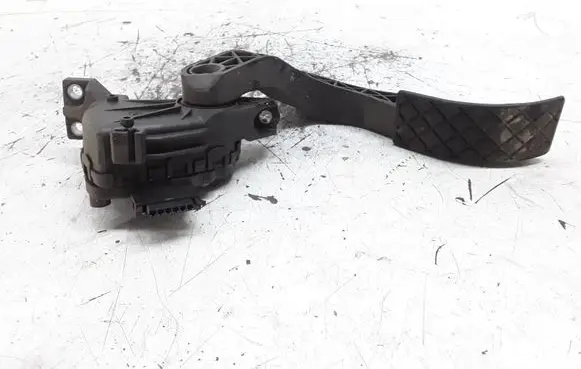 Skoda Superb B5 (3U) Accelerator throttle pedal 8D1721523J
