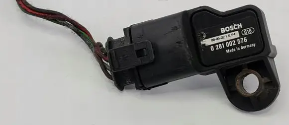 Volkswagen PASSAT B5.5 Air pressure sensor 0281002576
