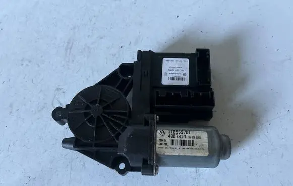 Volkswagen Caddy Front door window regulator motor 1T0959701 400781M 1K0959793C