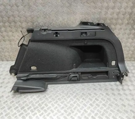 Trunk/boot side trim panel