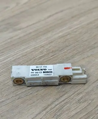 Volvo S80 Airbag deployment crash/impact sensor 8651755 150607 008954