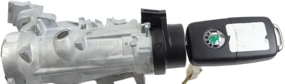 Skoda Superb B6 (3T) Ignition lock 1K0905851B