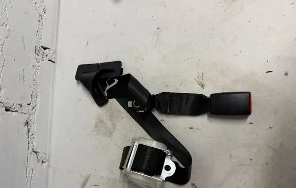 Dodge Challenger Rear seatbelt P5UZ261X9AA